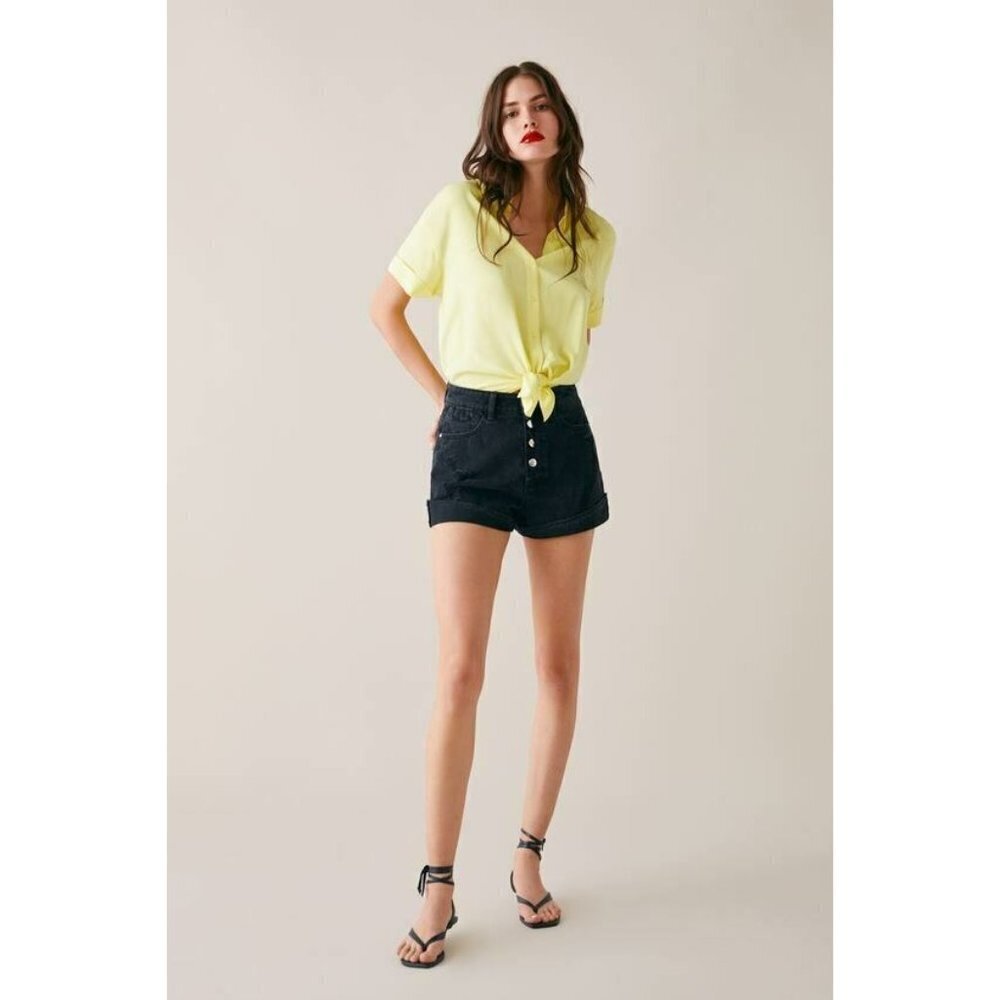 Zara Women's Ripped Shorts Distressed Button Fly Rolled Cuff Shorts Black Size 6